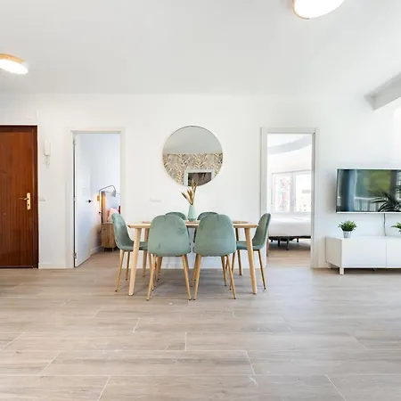 Zamarrilla Center Apartment